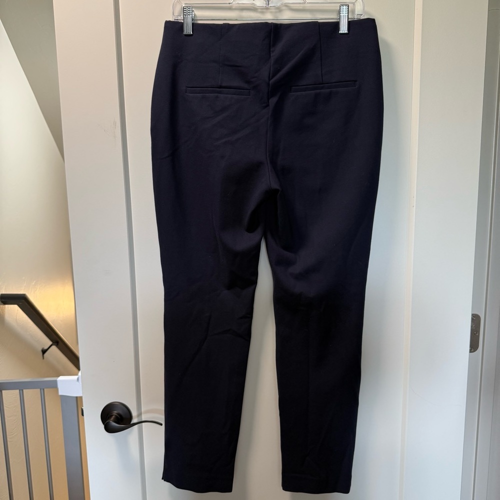 Chico's Pull On Navy Blue Dress Pant Trouser Capri Pleated Business Casual 6 - Picture 3 of 5